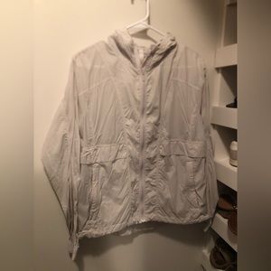 Lululemon Lightweight Running Windbreaker